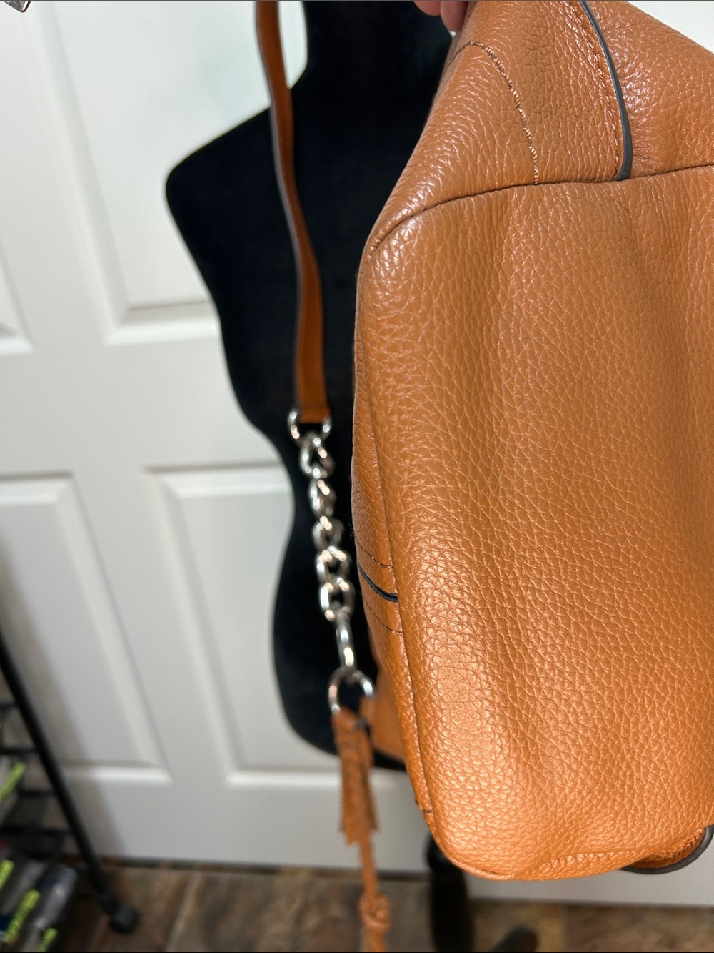 Vince Camuto Leather Hobo Shoulder Bag in Hickory - Picture 7 of 9